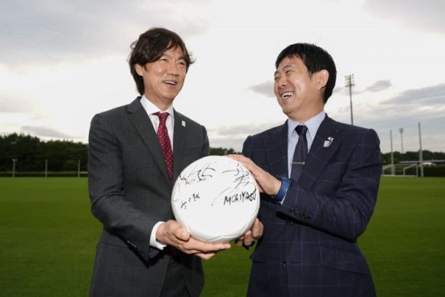森保監督と洪明甫監督が初めて語り合った　ドーハ、フランス大会予選、日韓共催…、サッカー日韓対談（上）