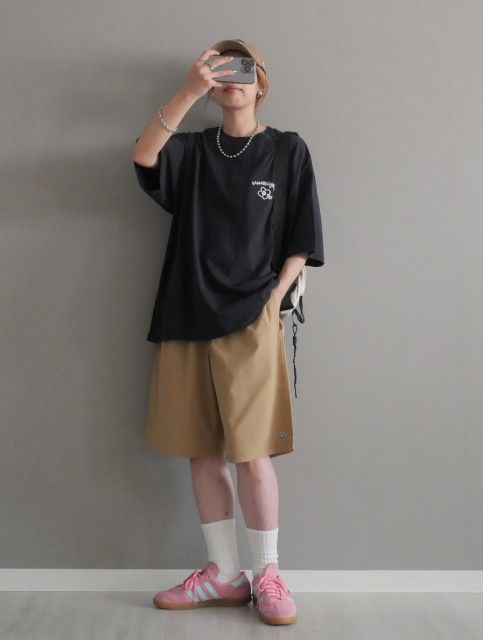 大人カジュアルにもってこい！【adidas】おしゃれさんはこう履く！「夏のスニーカーコーデ」