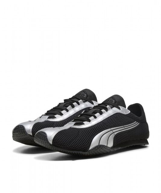 選ぶなら《ブラック》が正解！【PUMA】履くだけでこなれる「主役級スニーカー」