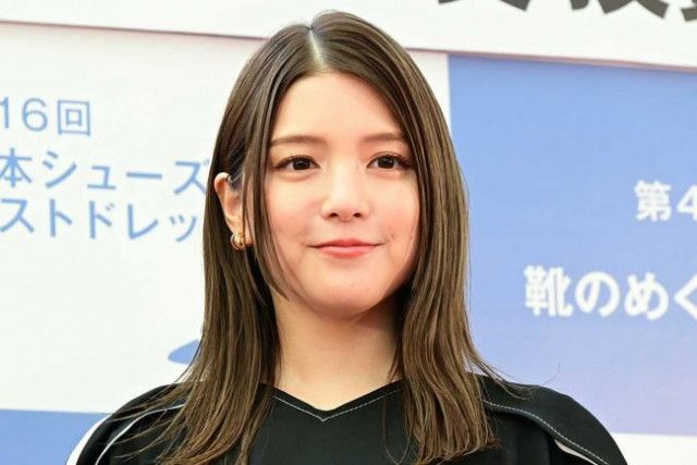 競泳選手と結婚から7か月　川島海荷、誕プレの高級財布＆夫婦思い出の地に注目「素敵」