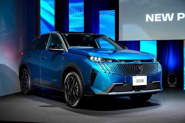 見た目も中身も何もかもが新しい! プジョーの最先端SUV「3008」が400万円台で登場