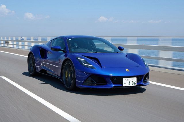 【試乗動画付き】剥き出しのアルミ・バスタブはどこへ? 内燃機関の掉尾を飾る、ロータス・エミーラ・ターボSEに試乗