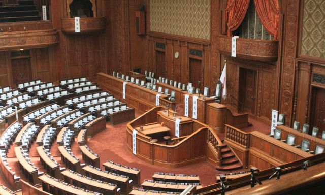 2025年、為替はどう動く？参院選後の財政政策が招く「インフレ・円安・株高」シナリオを徹底解説