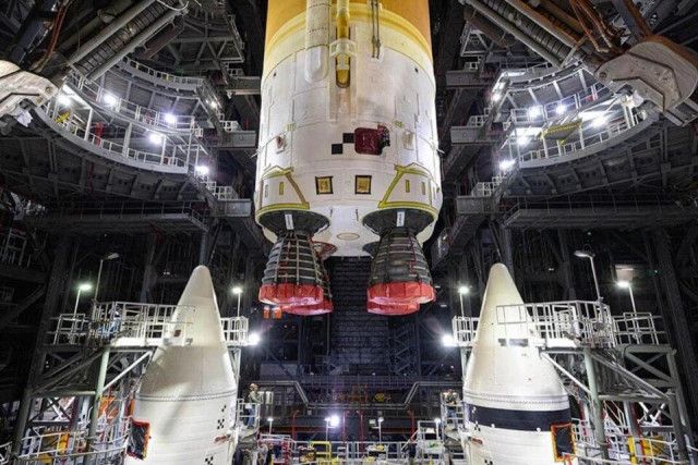 超大型ロケットSLS、スペースシャトルの「心臓」を引き継いで月へ