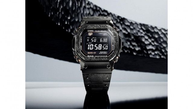 甲冑と同じ技法。職人の技が刻まれたG-SHOCK。500本限定で93万円