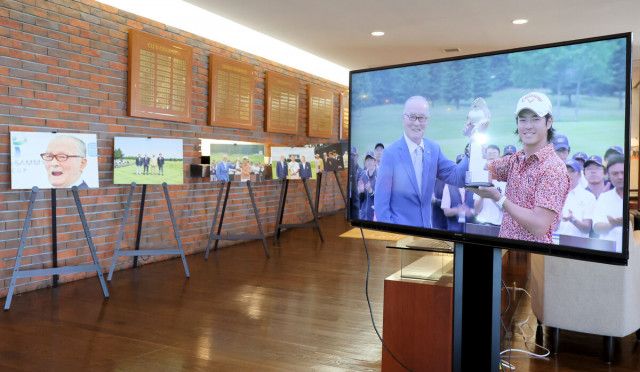 長嶋茂雄さんをしのぶプロアマ大会が開催　青木功、石川遼、市村正親、近藤真彦ら１２０人が参加