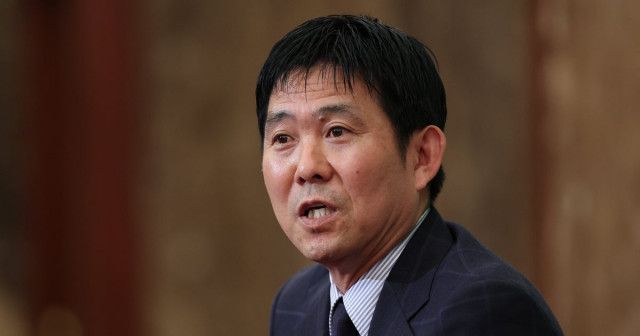 サッカー日本代表・森保一監督と武田修宏が新幹線でばったり⇨「レジェンド」「2ショット最高」と反響