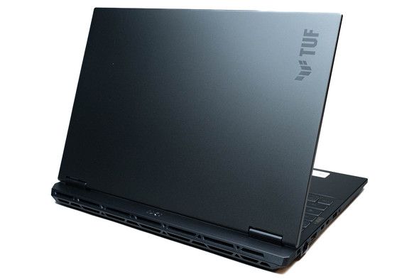 約26万円で買える“ちょうどいい”ゲーミングノートPC「TUF Gaming A16」を試す
