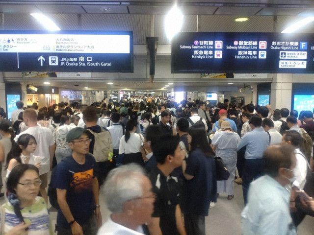 JR大阪駅の異臭騒ぎ　電車内トラブルでスプレー噴射か　男性軽傷