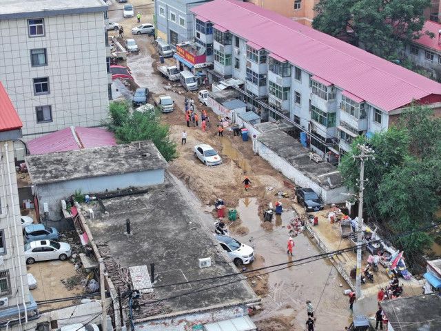 中国河北省阜平県で豪雨被害 2人死亡、2人不明