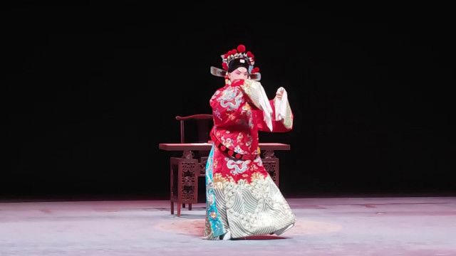中国新疆で国際民族舞踊祭　伝統演劇や現代舞踊など52公演