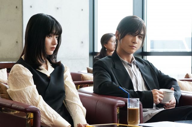 鳴木(岩田剛典)、真実追及のために“不穏な動き” 『DOCTOR PRICE』第2話あらすじ