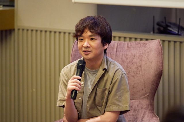 作家・逢坂冬馬さん、大学卒業後に小説家目指す「書くことで生きているに値する存在であると思えた」