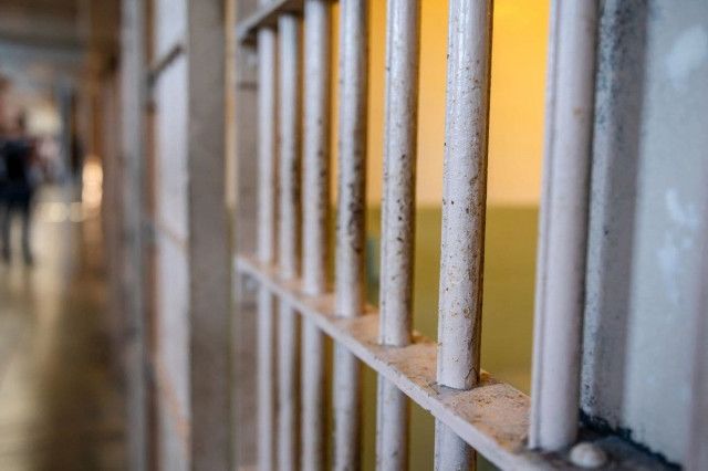 女子拘置所のもやし味噌汁は｢おしっこの臭い｣…逮捕された国会議員が地獄を見た4カ月半の｢獄中生活｣
