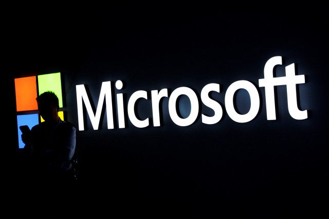マイクロソフト、米国防総省向けクラウドの技術支援で中国のエンジニア除外へ