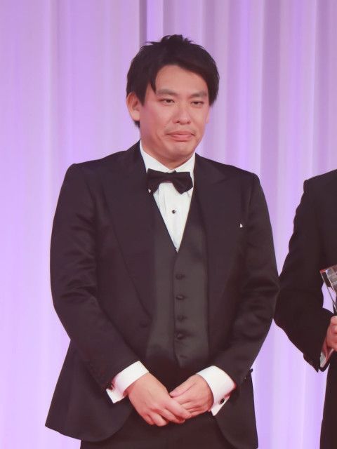 箕輪厚介氏、人気ユーチューバーとの不倫報道謝罪「真摯に反省」