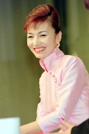 中山麻理さん死去 「サインはV」クールな美貌で人気に 元夫は三田村邦彦 めいは中山エミリ