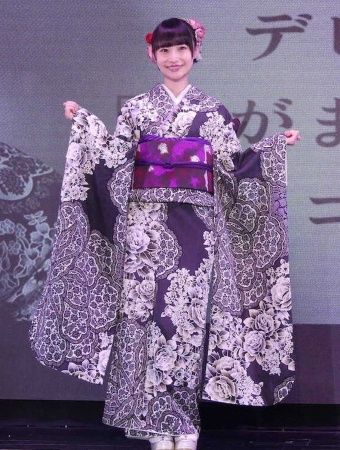 望月琉叶 提供の新曲「わがまま」は「小室さんの演歌」 単独公演で16曲披露