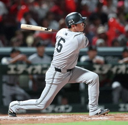巨人・坂本勇人が通算468二塁打 立浪和義のNPB最多記録に「あと19」 代打で適時二塁打、1打点
