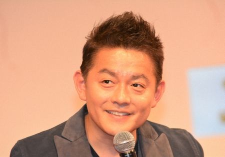 52歳・スピードワゴン井戸田潤 モデル妻の第2子妊娠に涙「本当におめでとう」 夫婦で産婦人科向かう