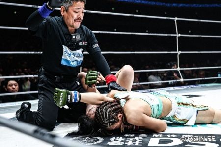 【RIZIN】“絶対女王”伊沢星花 体重超過の相手でも関係なし!怒りの1R肩固めでタップアウト勝利