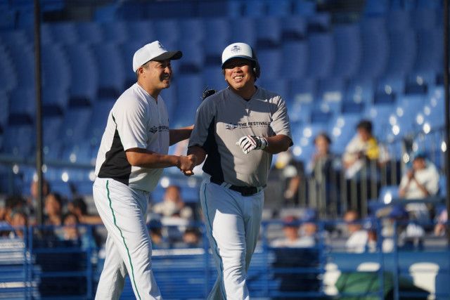 五十嵐亮太vs里崎智也、山本昌vs山崎武司... レジェンドOBがハマスタで一打席真剣勝負!王貞治氏も来場「野球は見てもやっても楽しいスポーツ」