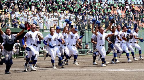 聖光学院が４年連続２０度目の夏の甲子園、竹内主将は「日本一に向けて歩みたい」…高校野球福島大会