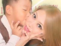 元グラドルの母親が6回目の結婚…中3長男の本音「母ちゃんが決めたことやし…」