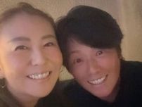佐伯三貴が豪華女子会を満喫！「美女に囲まれて盛れるカメラで戦う私」ベストスコア69の銀座のママも参戦