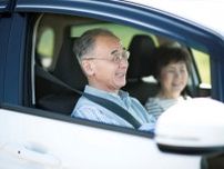 シニアの暮らしに最適なのは？車を持つ vs. タクシー利用、家計にやさしいのはどっち？