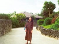 旅先でさらりと着こなしたい、〈WMV〉のワンピース。