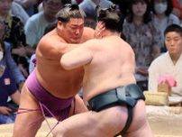 大相撲中継で「めっちゃ目立ってる」と話題　ド派手な化粧まわしが視聴者に好評「インパクトある」