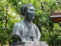 新選組ゆかりの京都・壬生寺で慰霊供養祭　ファンら３００人が焼香