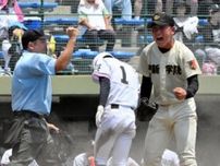 作新学院が国学院栃木を破って決勝へ　二本柱と「夏」への渇望