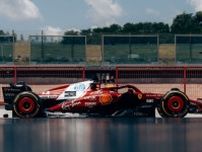 フェラーリがフィルミングデーで重要なアップデートをテスト。ルクレールとハミルトンが新リヤサスペンションで走行