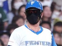 2025年もお祭り男は健在！三塁ベースコーチに入った日本ハム・新庄剛志監督が出した驚きのサイン伝達方法とは！？