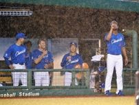 「中断中はブライトが主役」「ブライト春日」「だから好き」　中日・ブライト健太、ベンチで軽快ダンス　ネット大盛り上がり