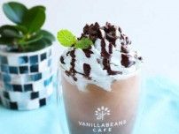 チョコミント好き必見！VANILLABEANSの限定ドリンクを味わって