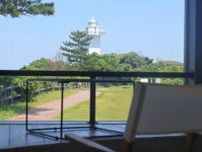 白亜の灯台を眺めながら志摩伝統の干し芋グルメを。「きんこ芋工房上田商店 灯台カフェ」