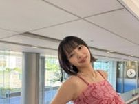 岡田紗佳、シースルードレスからのぞく美脚に絶賛の声「めっちゃスタイル良すぎ」