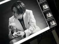 北山宏光、咥えタバコ姿にファン悶絶！舞台『醉いどれ天使』のビジュアル公開