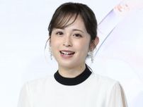 元フジ久慈アナ「日中４１℃あって」アリゾナ誕生日旅行報告、夫は人気バスケ選手、肩出しワンピも公開