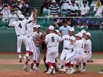 広島大会　広陵が大逆転で３年連続の夏の甲子園　九回２死から堀田の一打で同点→延長タイブレークで勝ち越す　中井監督「よく頑張りました」