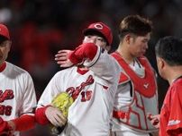 広島・森下がアクシデントで緊急降板　ベンチに異変の合図、七回途中９１球、被安打３で交代→直後に中崎が勝ち越し許す