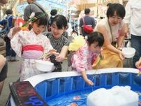 縁日で地域愛深める　八戸・はっちで「きらきら縁日」初開催