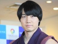 激変で話題の青木マッチョ、「様になりすぎる」バズーカ扱いに反響「もうシュワちゃん」