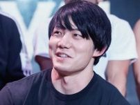 青木マッチョ、“脱・私服”のレアなムキムキ姿に衝撃　共演芸人「でけえ！バケモンやん！」