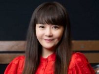 50歳・華原朋美が「めっちゃ痩せてる!!」　へそ出しで息子とスポッチャ満喫…ネットは二度見「モデルさんみたいにすっきり」