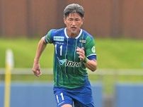 58歳現役の日本人は「真の開拓者」　プロ40周年の快挙に海外驚嘆「黄金のページを刻み続ける」