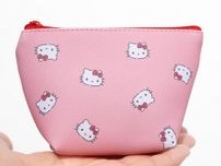 さすが【セリア】さん、、！ 110円でゲットできちゃう♡「サンリオポーチ」